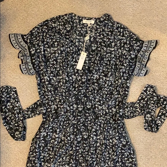 Max Studio / Black Floral Midi Dress NWT - Picture 2 of 4